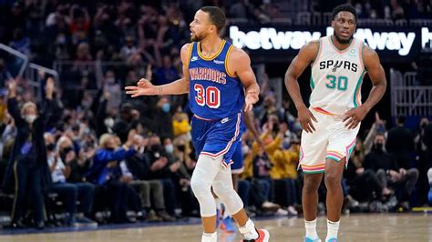Warriors vs. Spurs prediction, odds, line, spread: 2022 NBA .
